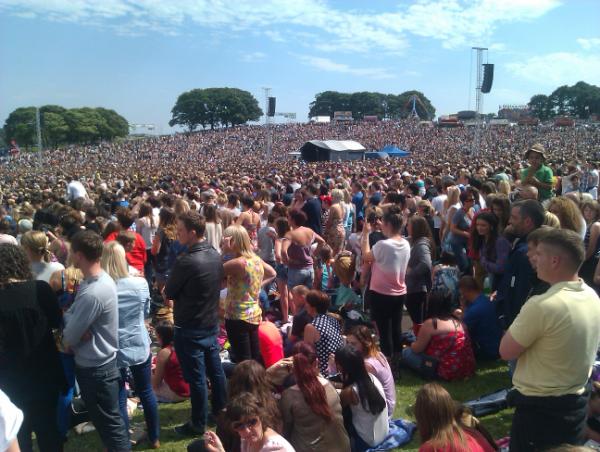 leedscitycoll's tweet image. Wow. Sun, tunes, Leeds, Party in the Park @radioaire #pitp2012 ... where are you? Tag #tellusstuff with pics + messages