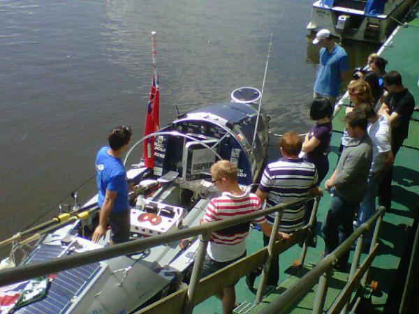 OAtlanticRow's tweet image. Chris Martin from @newoceanwave gives the next generation of ocean rowers the guided tour of Bojangles