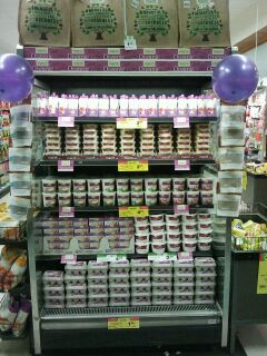 molly4558's tweet photo. Come and get your Macro products at Tewantin . @BarnesyDavid @Garyggb @tjeerdjegen http://t.co/nXemW6RC