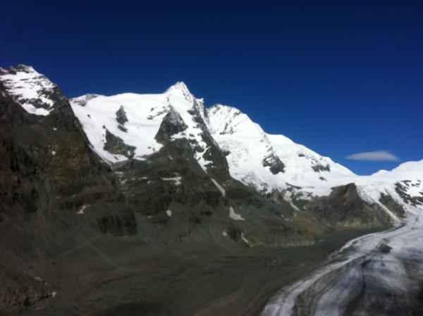 WTBnu's tweet photo. Mooi weer op de Glockner en wij gaan weg :-)) http://t.co/jwWnfghZ