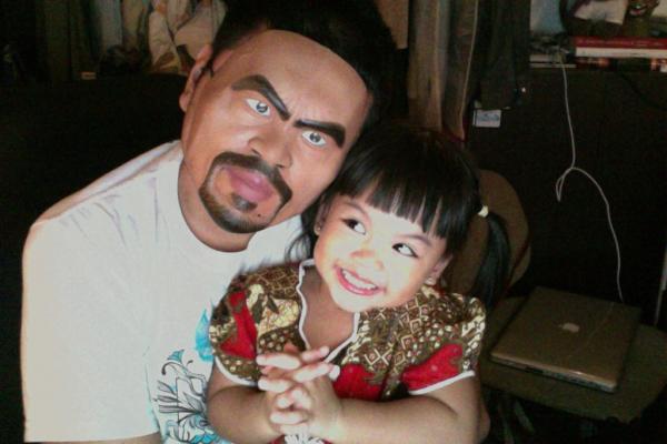 aramsb's tweet photo. Ava with Manny. http://t.co/D6HFMilZ