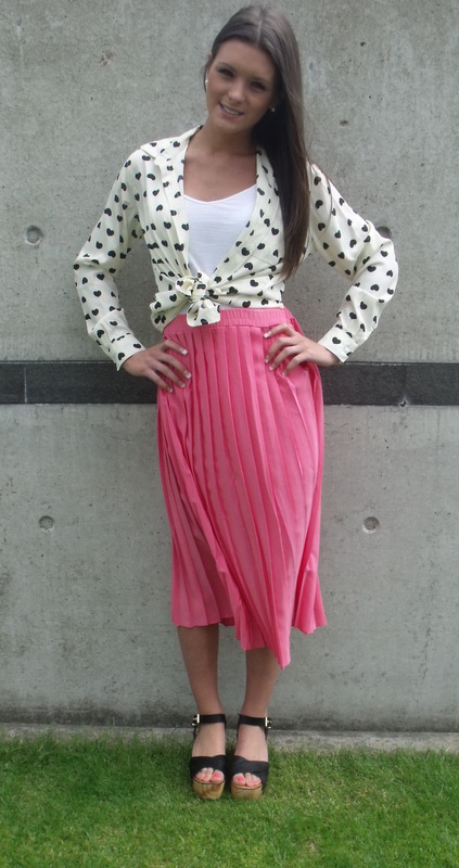 themovingrail's tweet image. Vintage Candy Pink Pleated Midi Skirt + Heart Print Shirt. Available on our @ASOSMarketplace boutique &amp;amp; on our website.