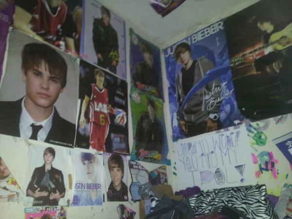 AlisonAbsherr's tweet photo. @justinbieber I LOVE YOU TO DEATH http://t.co/YAQPwrn7