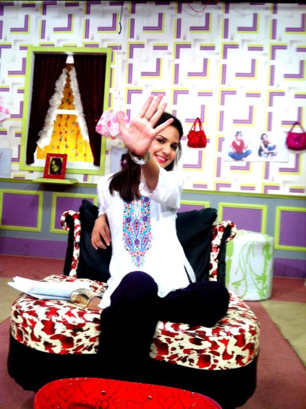 IamVjMadiha's tweet photo. Pic Day =D http://t.co/309uAeZ8