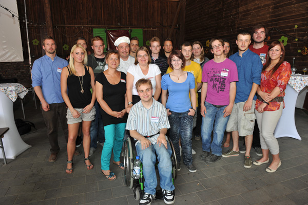 RAG-Azubis unterstützen Begegnungsstätte