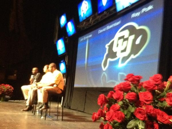 CUBuffsFootball's tweet photo. Love from the #GibsonAmphitheater. #Pac12 #GoBuffs http://t.co/T8Ed8OlA
