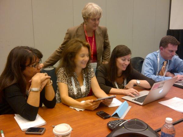 My colleagues are tweeting for the first time! Fun stuff with ABC News. #aids2012