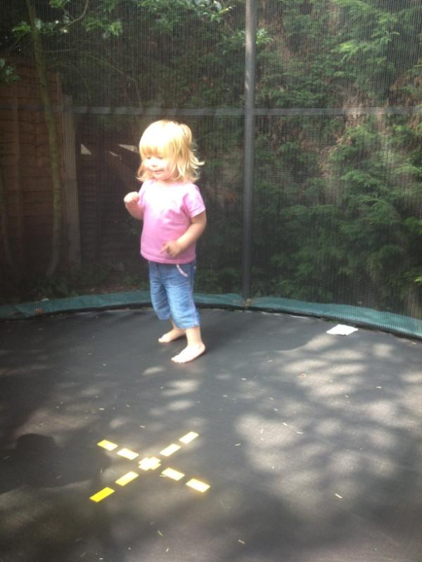 On trampoline looks even more like the singer from super grass !!