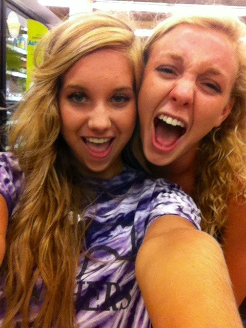 HollieBritton23's tweet image. Late night Kroger runs? #YaKnowHowWeDo
