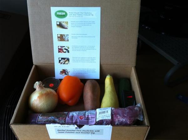 LAUXmeetup's tweet image. Yay! The food arrived in a box inside an insulated bag. Running fewer errands is a big deal to me. #freshdish @macadaan