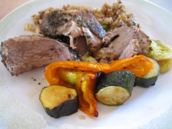 LAUXmeetup's tweet image. A good meal made at home. All the ingredients were delivered to my door were super fresh. #freshdish #food @macadaan