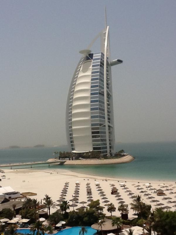 In dubai , it's bloody hot 44 degrees #goingtogetatan