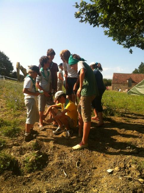 campbleu's tweet photo. Jeudi 26: dernier jeu de piste pour résoudre enfin notre grande enquête sur l'enlèvement du président du moulin! http://t.co/zeDh6nxA