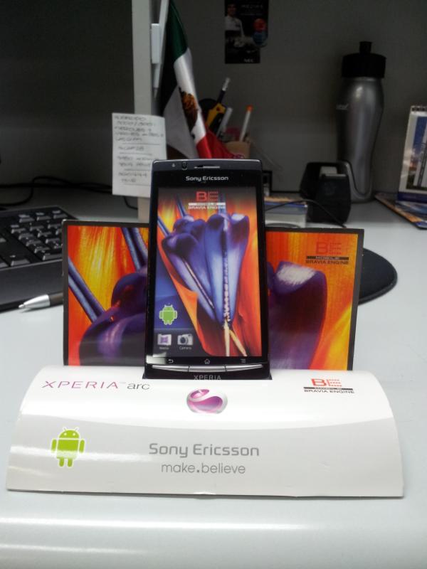 wesiac's tweet image. Otro mas facil #minidisplay #Sony #XperiaArc #Telcel