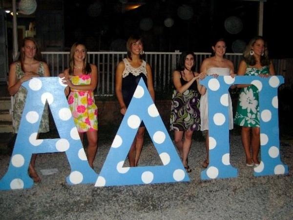 k_wett's tweet image. Sweet little pledge class #spring08 #adpi #sisters #tbt @ldoug925 @luckybrandluv