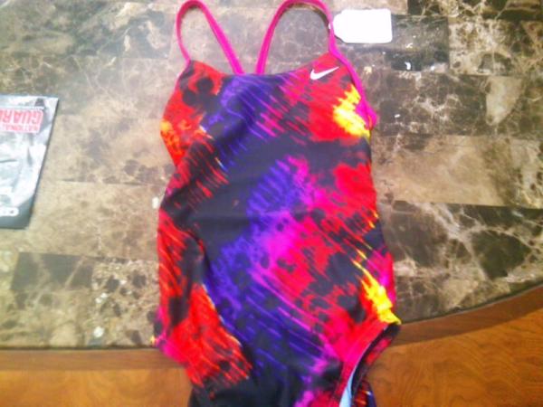 swimkaylyn's tweet image. going with bright and cocky for champs #trytocatchme @iSwimWithIssues