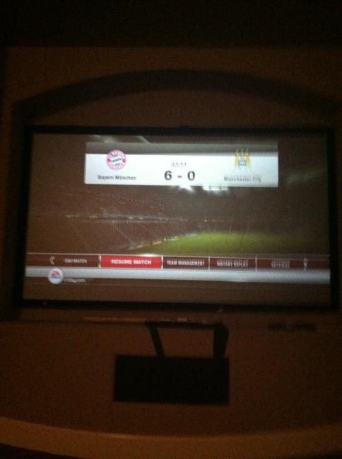 JohnnyRehl's tweet image. Reese is good at FIFA... #notevenhalftime @ReeseWerden