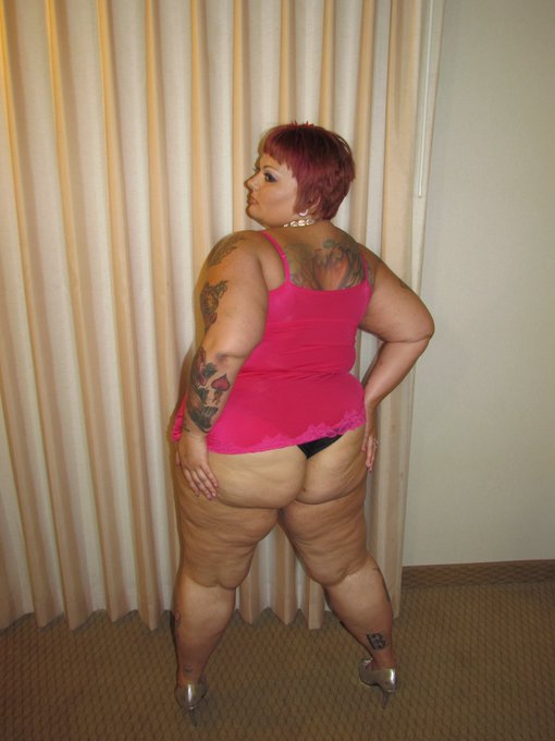 Follow me!  free cam show tonight if i reach 500! DM for details! #BBW #fatass #ass #FF #BBWSEX #tattoos<a href="/tag/booty"class="tags"><span>#booty</span></a><a href="/tag/ff"class="tags"><span>#ff</span></a><a href="/tag/tattoos"class="tags"><span>#tattoos</span></a><a href="/tag/ass"class="tags"><span>#ass</span></a><a href="/tag/bbw"class="tags"><span>#bbw</span></a><a href="/tag/fatass"class="tags"><span>#fatass</span></a><a href="/tag/bbwsex"class="tags"><span>#bbwsex</span></a>