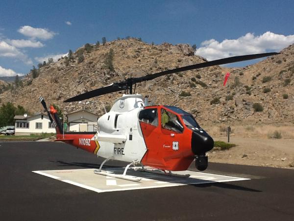 SoCalUSFS_Fire's tweet photo. U.S. Forest Service AH-1 Cobra FireWatch helicopter #PiuteComplex Sequoia National Forest near Bodfish #CA http://t.co/kTUQrIGf
