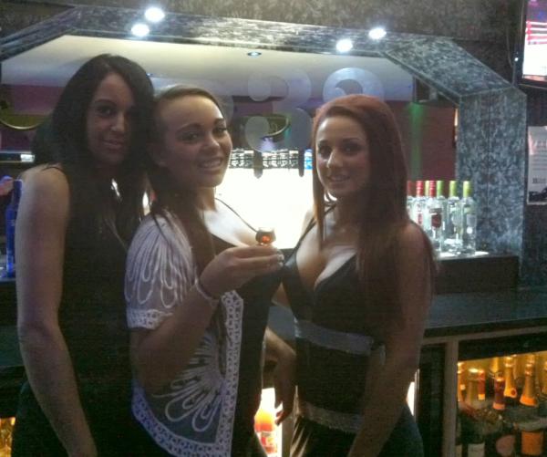 seinctryu's tweet photo. Quaffers at Room32 (Preston) tonight - great meeting you all http://t.co/gNa3hPRR