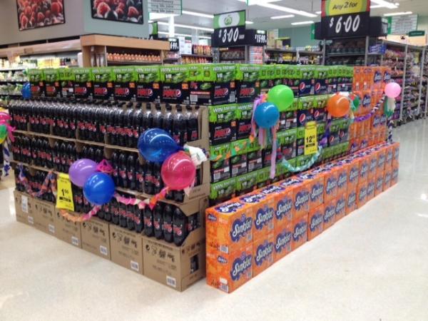 TROYLewis0077's tweet photo. Leanyer , getting into Longlife Fair .
Well done Justin and team @RickALowe2 @DwayneJiggins http://t.co/d2qEXBU5