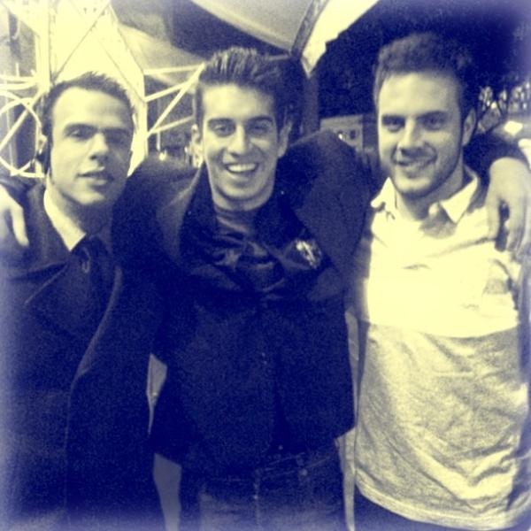 Bruno_Pudence's tweet photo. Tamo junto http://t.co/McQXmjRw