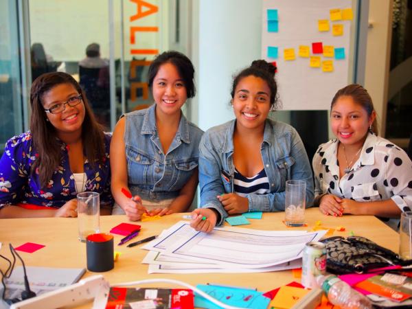 GirlsWhoCode's tweet photo. The future @marissamayer @pandemona @skamille @triketora &amp; @giltfounder! http://t.co/mueSuQOn
