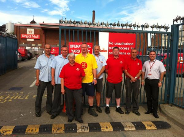 cwucleveland's tweet photo. Pete Sansum with staff from Hartlepool D.O at the start of his charity walk http://t.co/tSWfOkXn