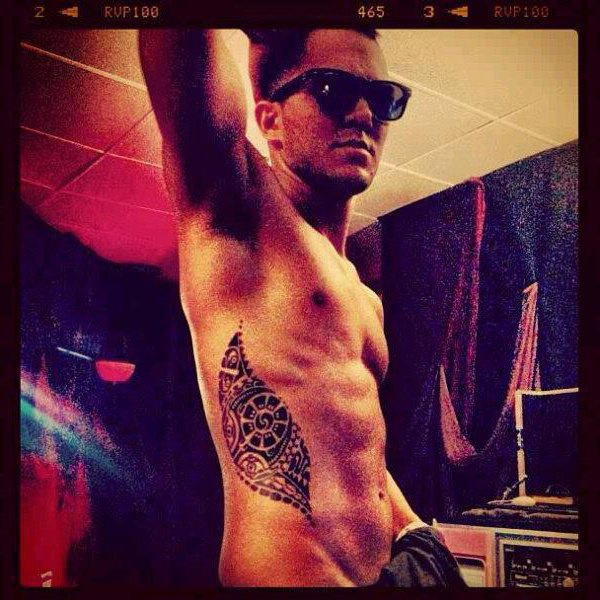 this body is now my property ;) lol <a href="/leCarlosGarcia/">Carlos</a>
