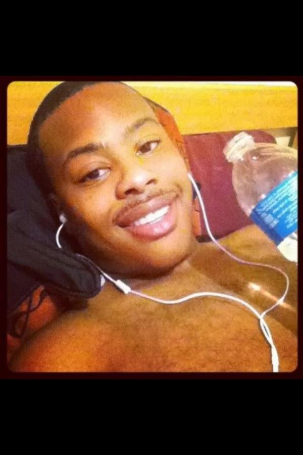 iDougie_forFUN's tweet image. 😁👍... #teamNOBraces #neverHadthem Pretty smile!!!