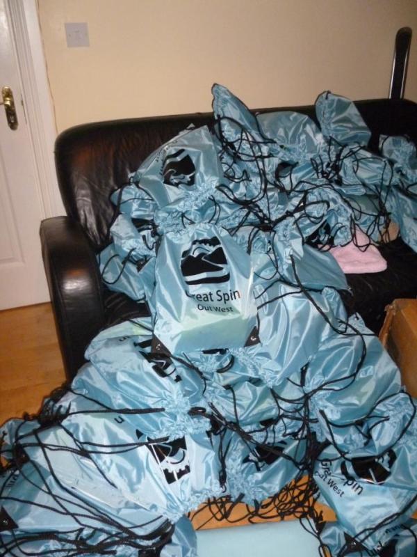 GSOWofficial's tweet photo. Online registration closes @ midnight tonight. Anyone for a snazzy goodie bag? http://t.co/kkRc0EM8