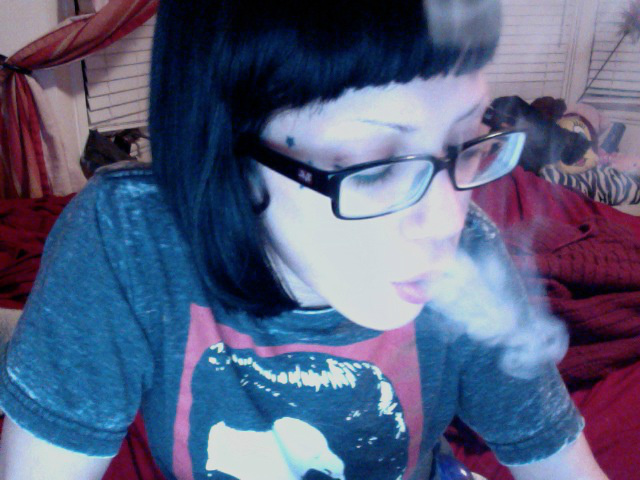 Smoking that bowl all night!! http://t.co/suSeZjle<a href="/tag/copromote"class="tags"><span>#copromote</span></a>