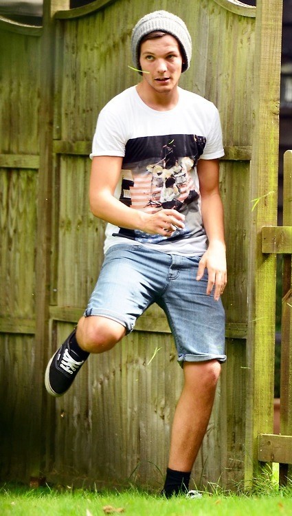 LarryFrenchTeam's tweet photo. Louis au studio #3 http://t.co/TqWitKnd