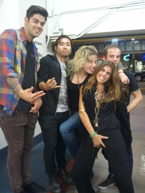 ashbishpuff's tweet photo. @TalkboyTV @mastermassacre @theEvilFuton @TALKGIRLTV fckn jess http://t.co/fmjDHDel