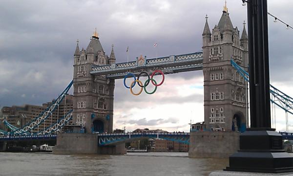 mintcase's tweet image. #londonbridge looking good .. #Mintcase was in at #london2012