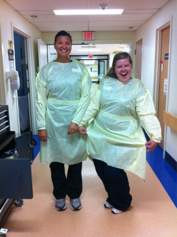 lindsaygreen_xo's tweet image. Hahaha #placementproblems #nerdynurses