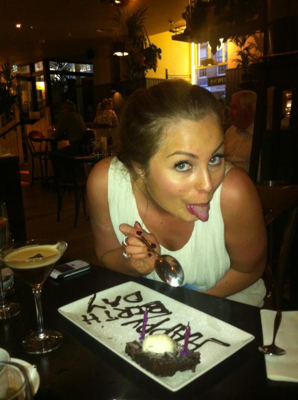 AlexRussell18's tweet photo. @RealDeal_Neal Birthday treats! @Miss_Hoggy @danrut85 #mealdeal #porkpies http://t.co/CFceqdRT