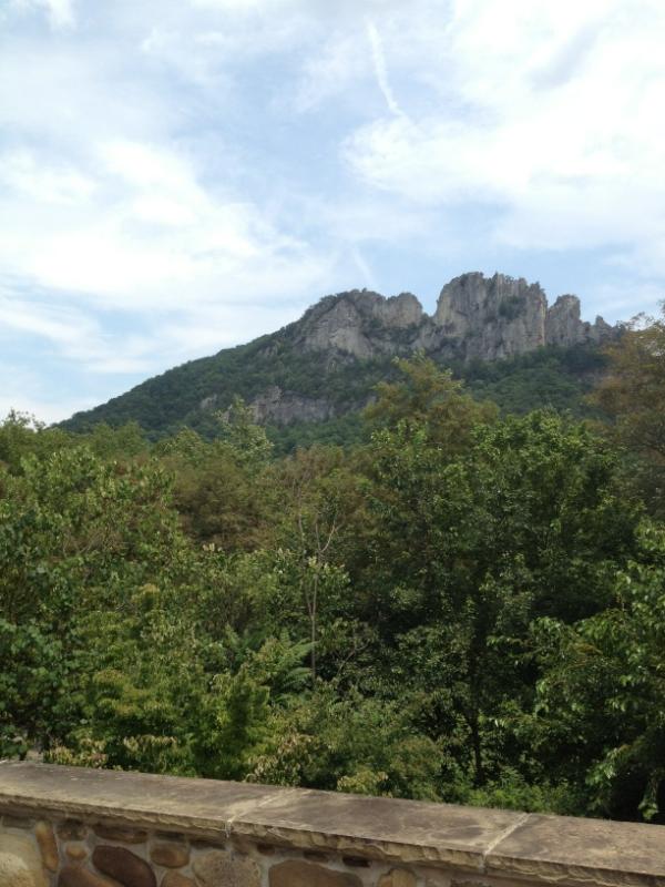 CampAdventures's tweet photo. Getting to go to the top of Seneca rock. http://t.co/aUASbcZh