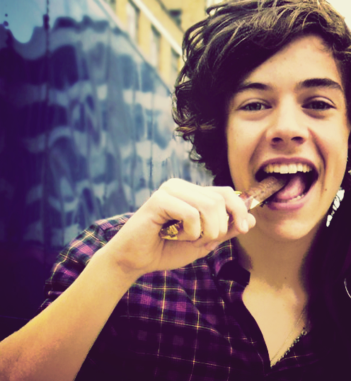 HotGuys143's tweet photo. Harry Styles xx http://t.co/2PsaJrwW