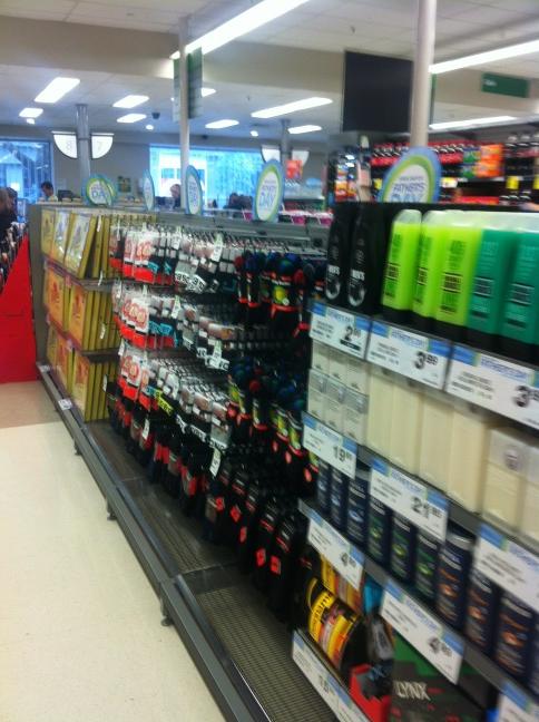 LanhamScott's tweet photo. @krisricho @LeonWoolworths @Murp1961 @tjeerdjegen fathers day at Neutral Bay Village http://t.co/SgZIVDrJ