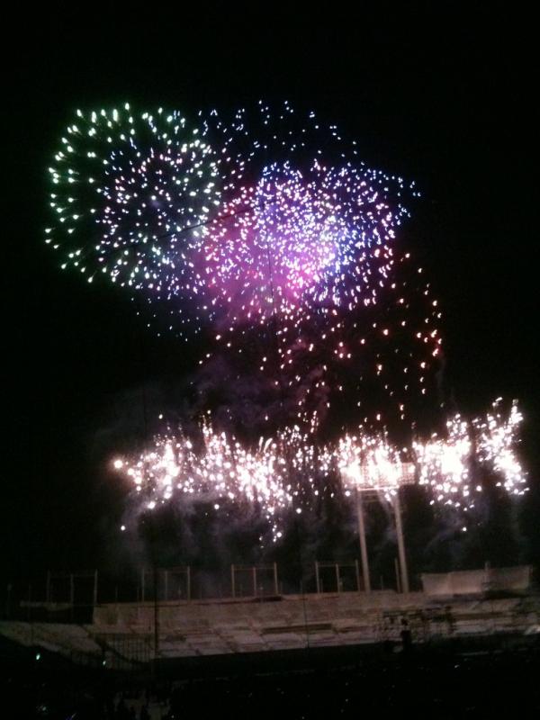 kerowave's tweet photo. 神宮花火*･゜ﾟ･*:.｡..｡.:*･'(*ﾟ▽ﾟ*)'･*:.｡. .｡.:*･゜ﾟ･* http://t.co/4vStIaaH