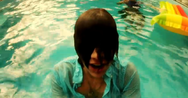DirectionHello tweet picture