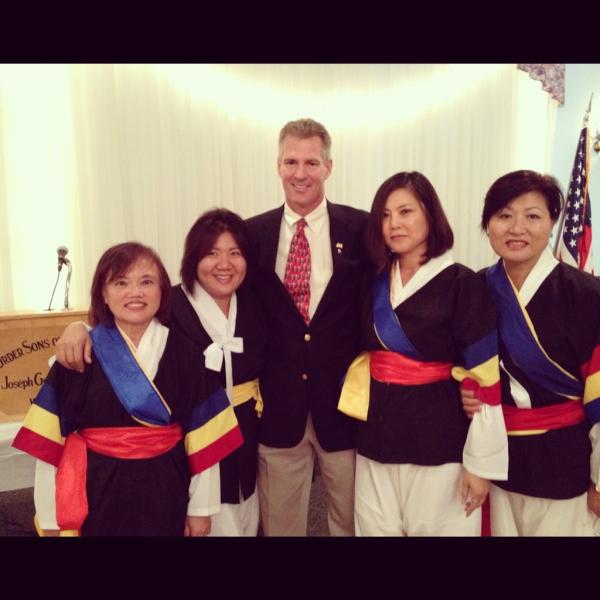 Enjoyed a festive event in Woburn tonight at the Korean Society of
NE's Korean War Memorial appreciation dinner.
