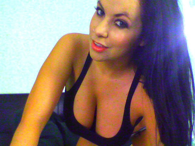 Sunday fun day is in full effect! #HCOTW @rmlimodriver69 @ZenaBuddysgirl http://t.co/Eo5fDJQb<a href="/tag/hcotw"class="tags">#HCOTW</a><a class="tags" target="_blank" title="On Twitter" href="/?out=eyJ0eXAiOiJKV1QiLCJhbGciOiJIUzUxMiJ9.eyJpYXQiOjE3MjE4Mzc4MjYsImlzcyI6InR3cG9ybnN0YXJzLmNvbSIsIm5iZiI6MTcyMTgzNzgyNiwiZXhwIjoxNzUzMzczODI2LCJyZWRpcmVjdF91cmwiOiJodHRwczovL3R3aXR0ZXIuY29tL3JtbGltb2RyaXZlcjY5In0.CMs49MTCkmK12C5EBMrea6zVeEilF1SNxOirCOc_hK-sQC-pL7wW3hJymfeIlh4xt-sPgL8Xa-xlQdxHmNcY-A">@rmlimodriver69</a>