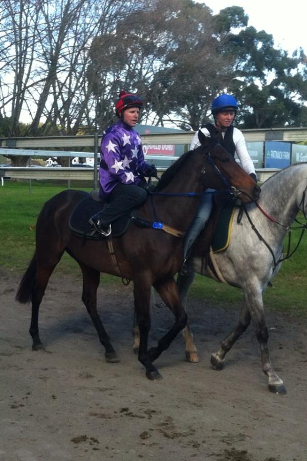 brentzerafa's tweet image. Driefontein with tommy berry @atc_racing #itsreallycold!!!