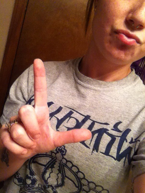 ginger_tits's tweet photo. @AMBURR_GLASS #AMBERGLASSING #LOUDNOYZ #LULZ DIS 4 U @BayleeHutler http://t.co/tTUa4TTU