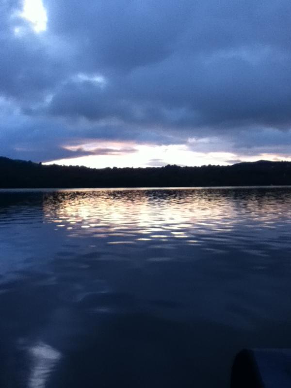 FletcherSimon1's tweet photo. Peace on windermere http://t.co/7pnSEWeU