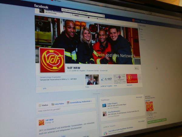 Wir sind jetzt auch auf Twitter unterwegs! Durch die Verknüpfung mit Facebook auch weiterhin hier zu lesen :)