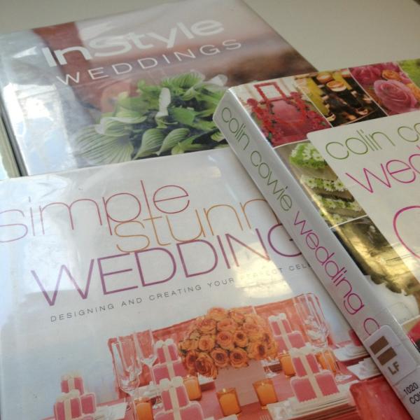 ExhaleEvents's tweet photo. Spending time at the library while the car is getting serviced. http://t.co/mAyuacm4
