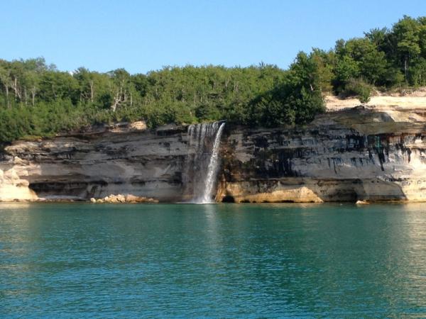 cmalworden's tweet photo. A day at Pictured Rocks #lovetheUP #beautiful http://t.co/OuDNJ629